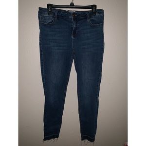 Woman’s high wasted American Rag jeans